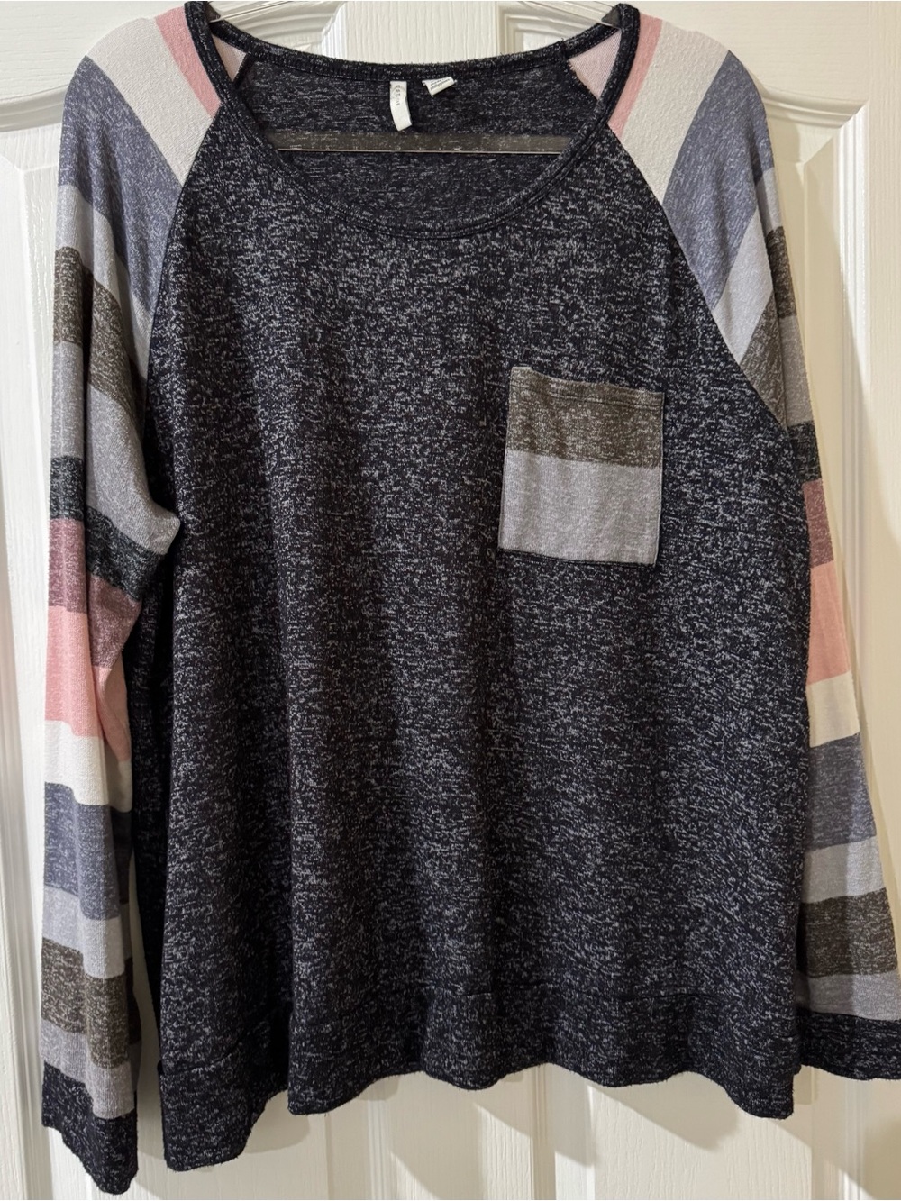Cato Black Colorblock Striped Sleeve Sweater XL